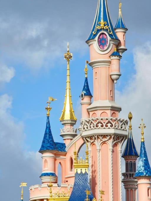 Appartement Spacieux/ Disneyland/Paris/Wifi/Bureau Champs-Sur-Marne Exterior foto